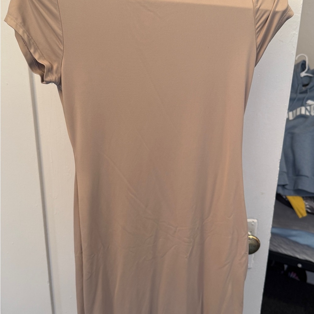 Elegant Tan Short Sleeve Dress